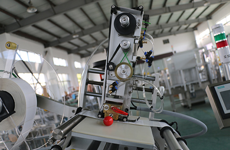 袋子上下面貼標(biāo)機(jī)